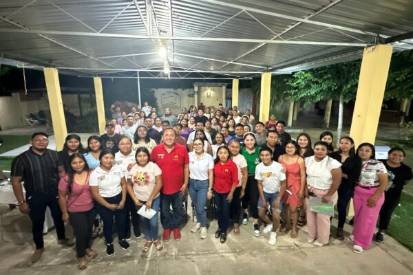 NUESTRA JUVENTUD ES LA FUERZA DE LÁZARO CÁRDENAS, ASEGURA NIVARDO MENA