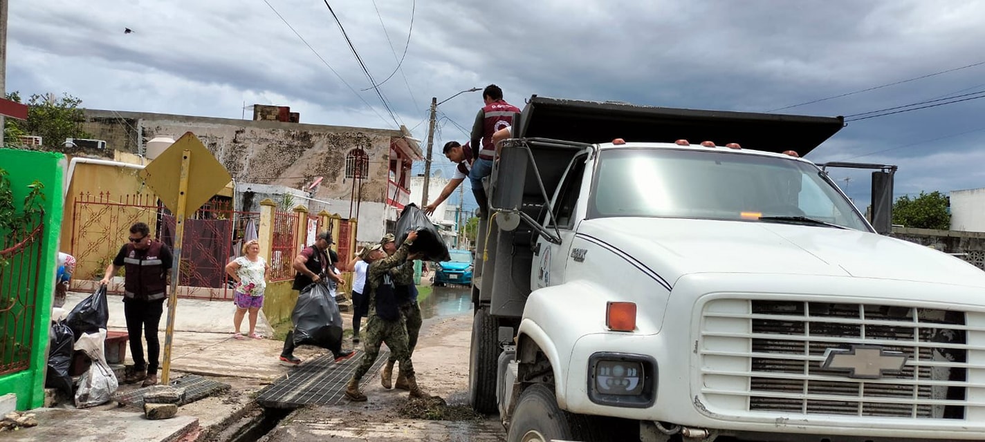 COEPROC intensifica acciones de limpieza y mantenimiento de calles y avenidas de Chetumal