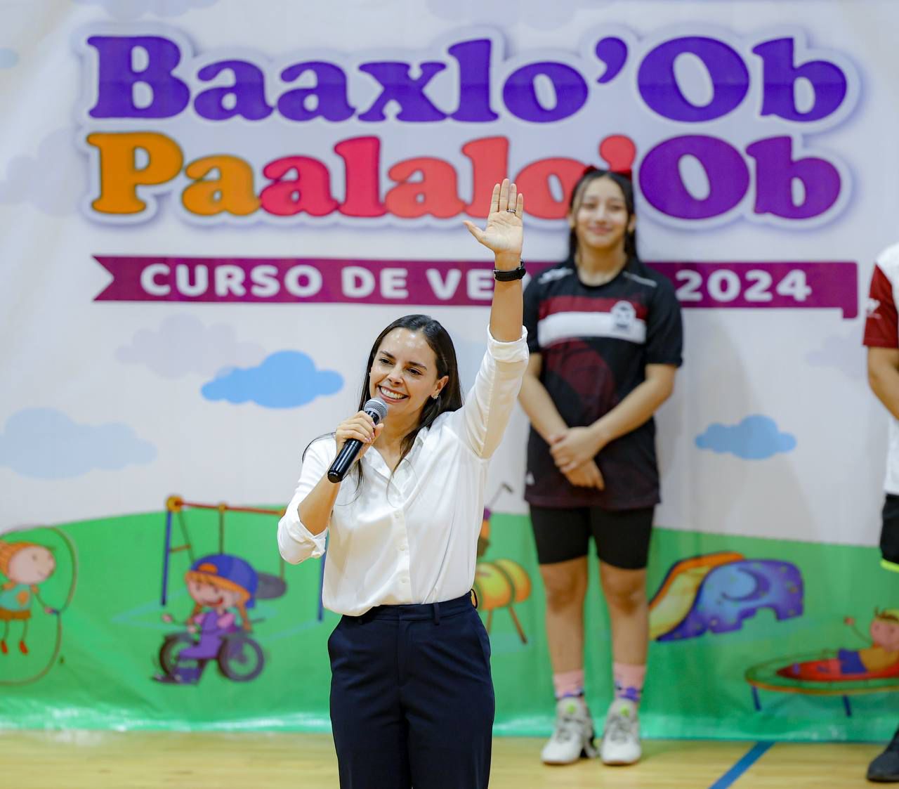 FOMENTA ANA PATY PERALTA DEPORTE Y RECREACIÓN EN LA NIÑEZ Y JUVENTUD CANCUNENSE