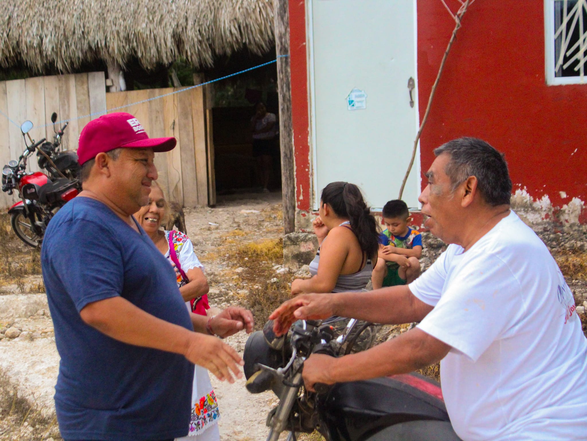 NO HAY TREGUA, ERIK BORGES YAM FIRME CON EL COMPROMISO DE ATENDER A LAS COMUNIDADES.