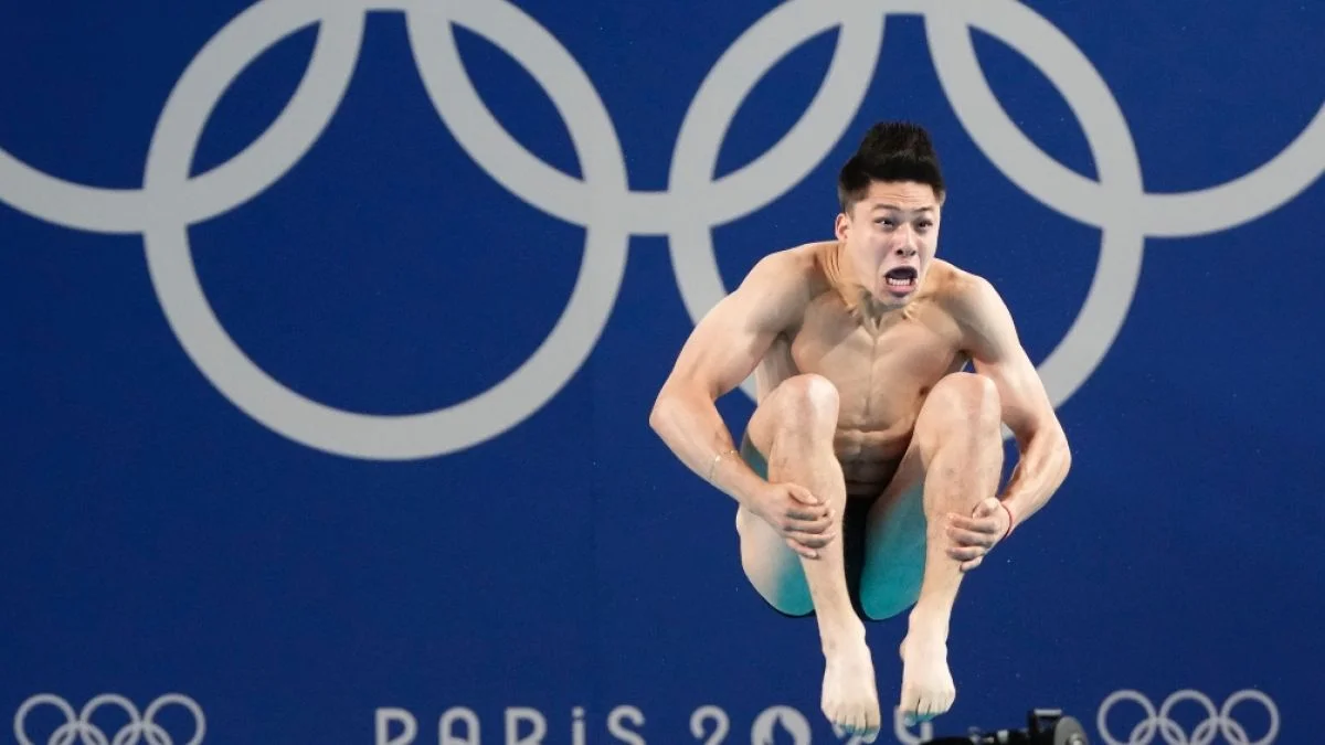 Osmar Olvera clasifica a la Final de trampolín 3m en Juegos Olímpicos