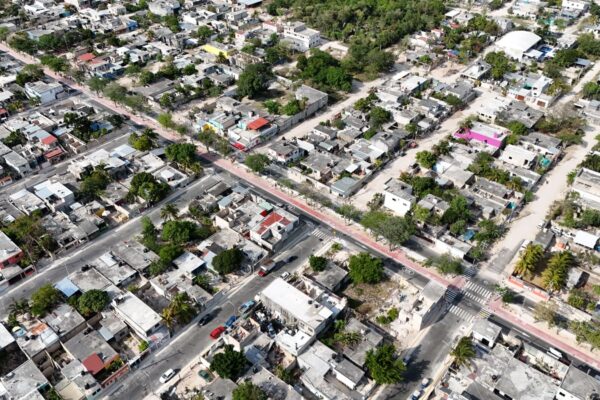 GOBIERNO DE ANA PATY PERALTA MEJORA LA INFRAESTRUCTURA EDUCATIVA EN CANCÚN