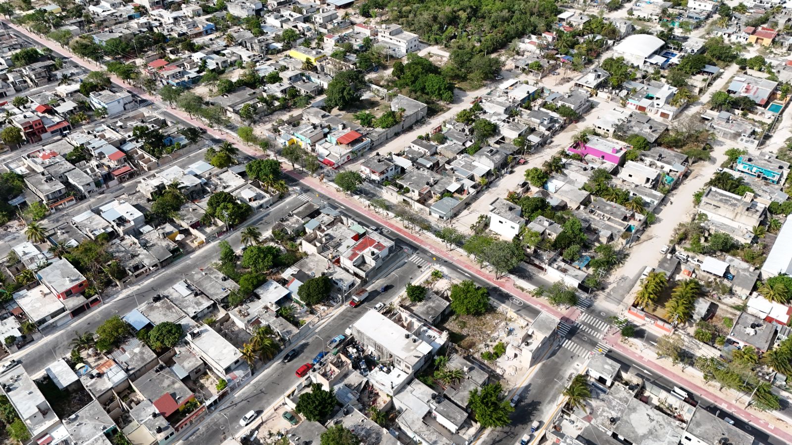 GOBIERNO DE ANA PATY PERALTA MEJORA LA INFRAESTRUCTURA EDUCATIVA EN CANCÚN