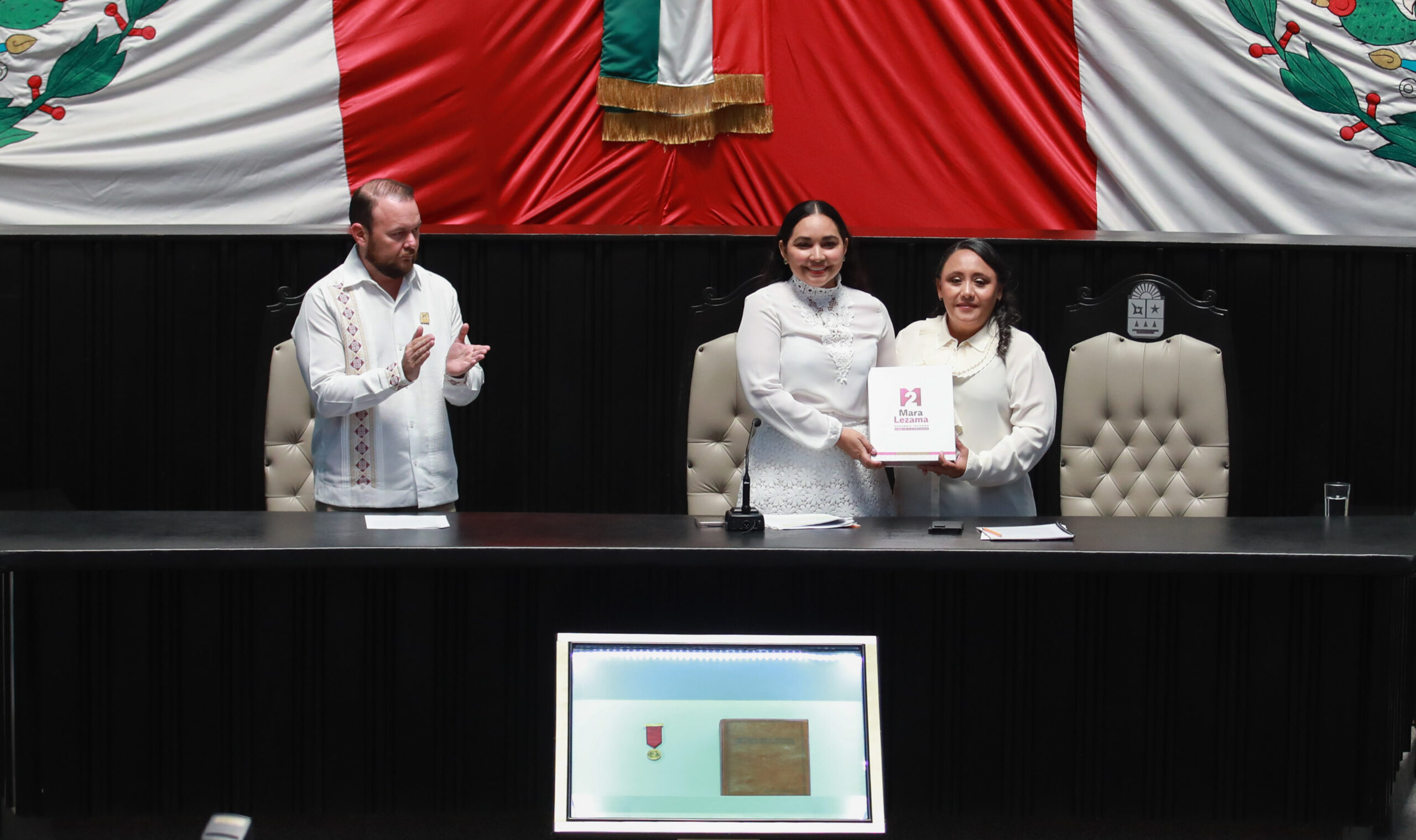 Recibe XVIII Legislatura el Segundo Informe de la Gobernadora Mara Lezama.