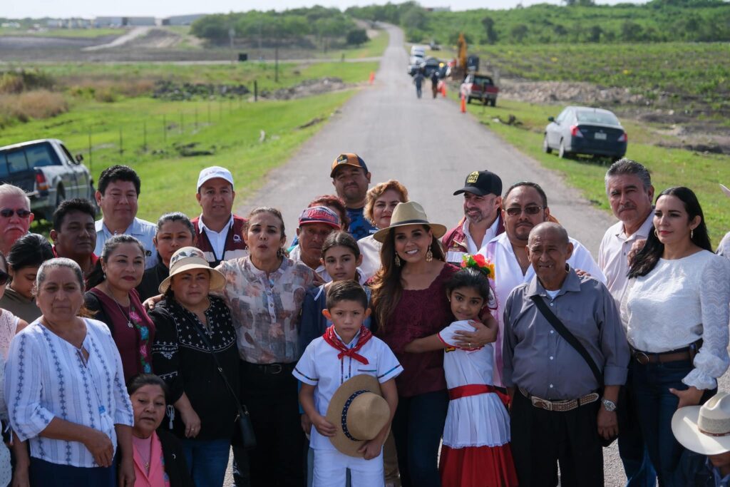 ANUNCIA MARA LEZAMA 11 MILLONES DE PESOS EN INFRAESTRUCTURA CARRETERA PARA EL BIENESTAR DE COMUNIDADES DEM SUR DE QUINTANA ROO